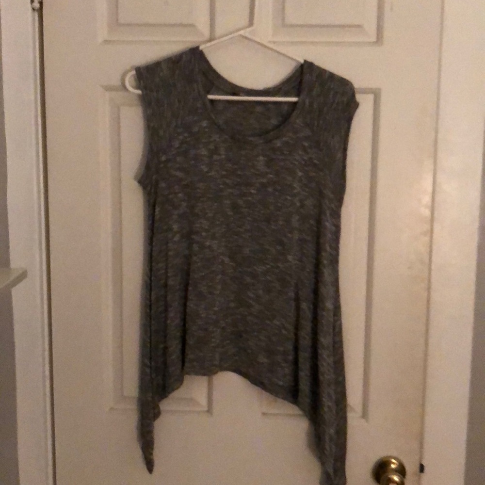 Short Sleeve Grey Top